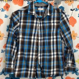 CAT AND JACK LONG SLEEVE BEET FOR BOYS M (8/10)